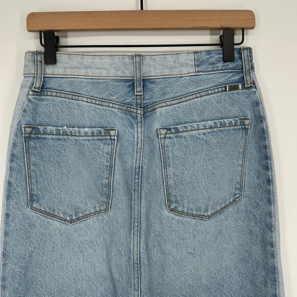 KanCan Midi Denim Light Wash Two Tone Back Slit Raw Hem Pockets Skirt Small - Picture 6 of 8